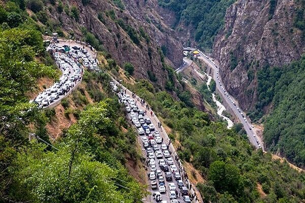 جاده چالوس و آزادراه شمال یک‌طرفه شد