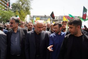 دشمنان ناگزیرند رویکرد خود را نسبت به ملت ایران تغییر
دهند