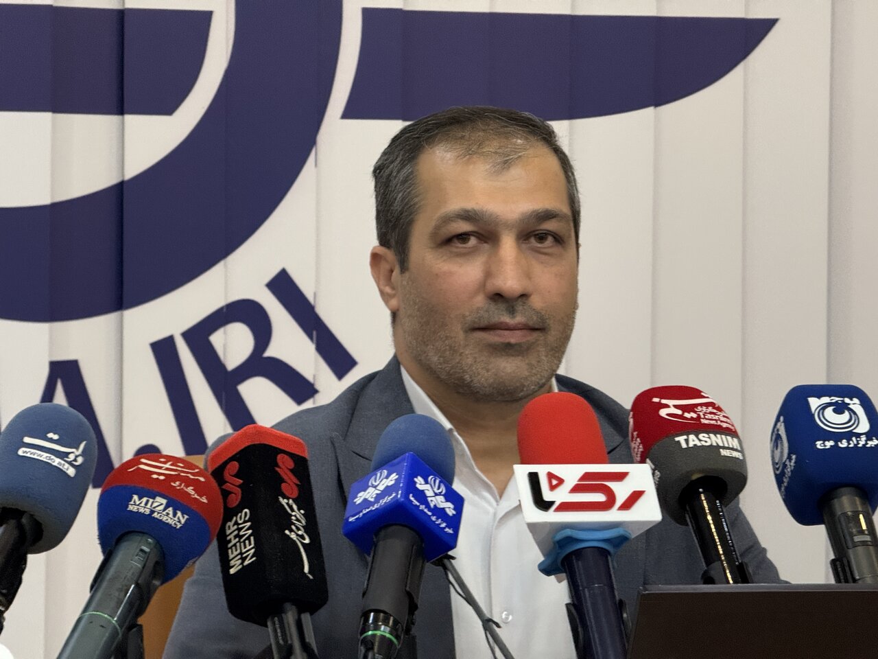 لغو پروازها تا ساعت ۱۴ امروز تمدید شد