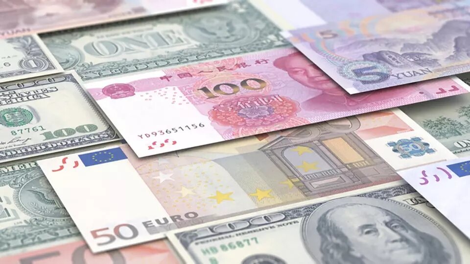 نرخ یورو و دلار امروز چهارشنبه ۴ تیر ۱۴۰۴؛ آرامش قیمت‌ها در
بازار آزاد
