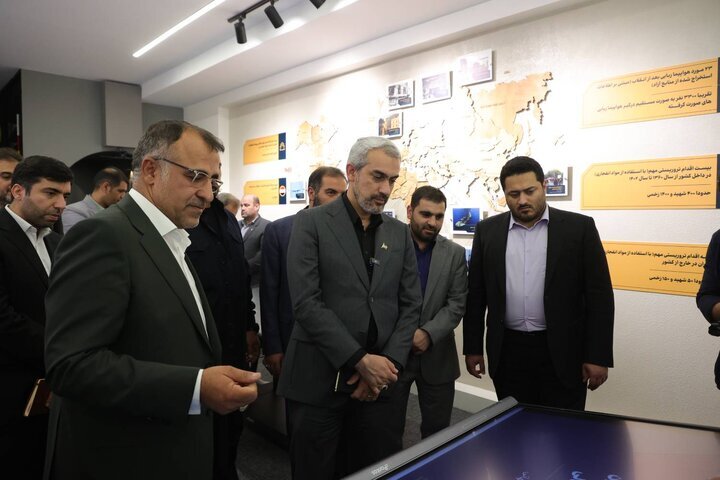 بازدید وزیر اقتصاد از نمایشگاه بین‌المللی مبارزه با
پولشویی