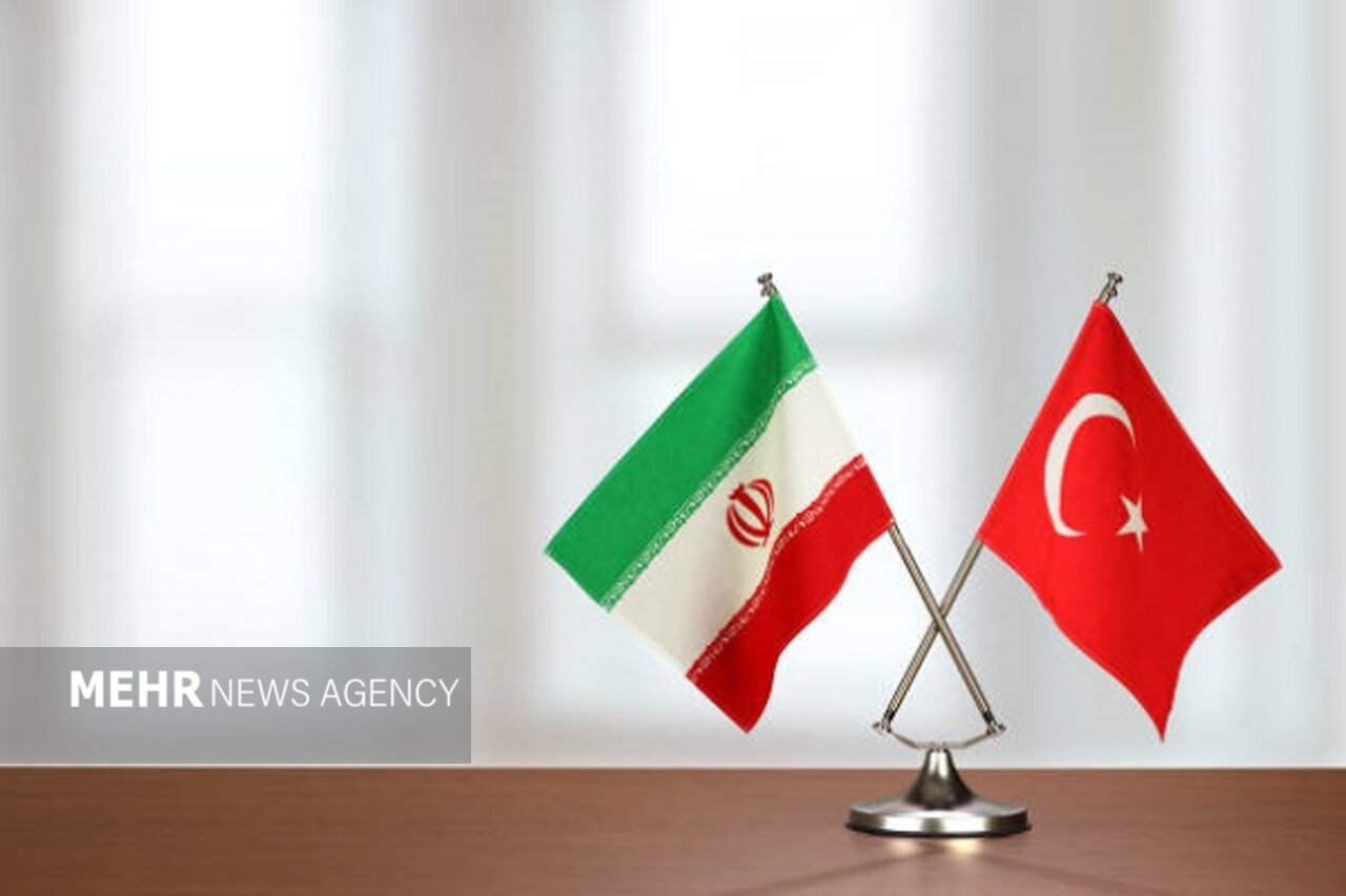 تجارت ناتراز دو همسایه در بهار ۱۴۰۴؛ ترکیه چه کالاهایی از
ایران خرید؟