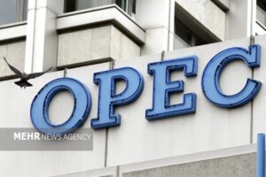 تعادل در بازار نفت برقرار است