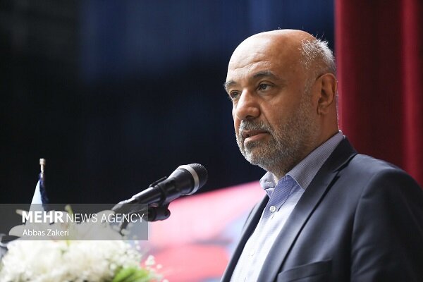 درآمد حاصل از حذف یارانه ثروتمندان بین دهک‌های پایین توزیع
می‌شود