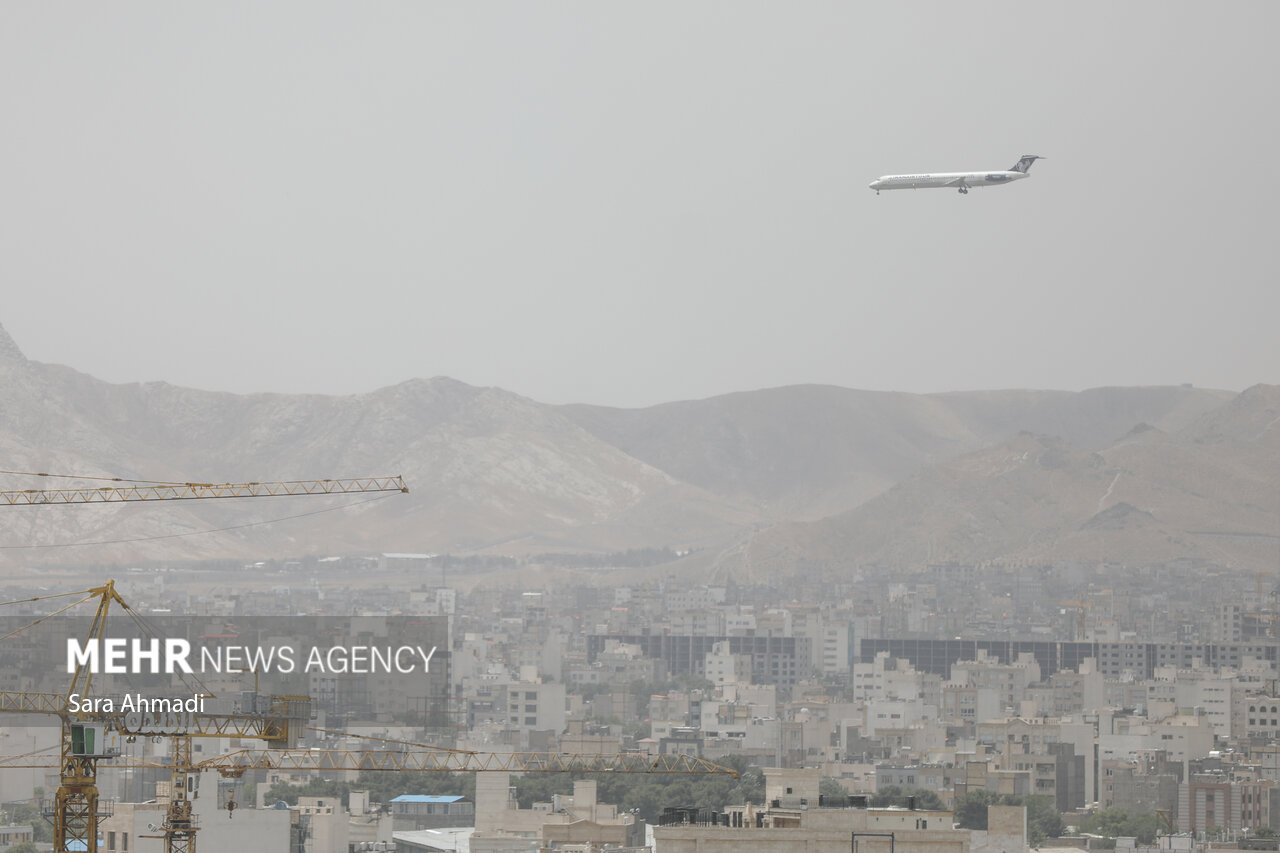 صدور ۲ هشدار نارنجی هواشناسی؛ تشدید آلودگی هوا با وزش باد
شدید