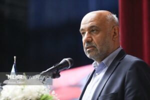 میدری: جنگ وقفه‌ای در ارائه خدمات اجتماعی ایجاد نکرد
