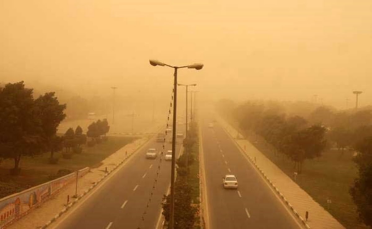 هشدار سطح نارنجی گرد و خاک برای ۲۱ استان