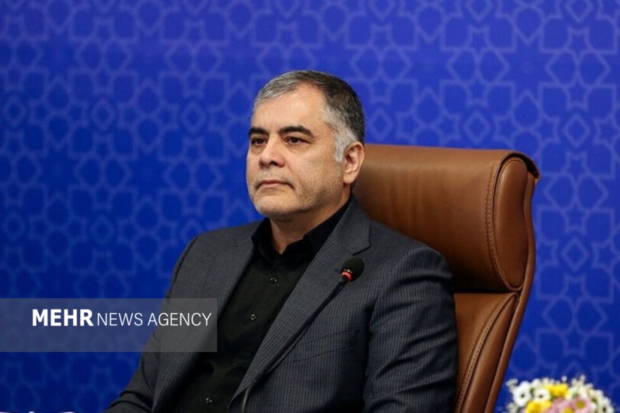 هیچ نشانه‌ای از اختلال آب با بنزین در جایگاه های عرضه وجود
ندارد