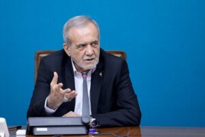پزشکیان: اگر منابع داشتیم همین امروز پایتخت را به جنوب
انتقال می‌دادیم