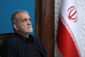 پزشکیان: توانمندی نیروهای مسلح دشمن صهیونی را درهم
شکست