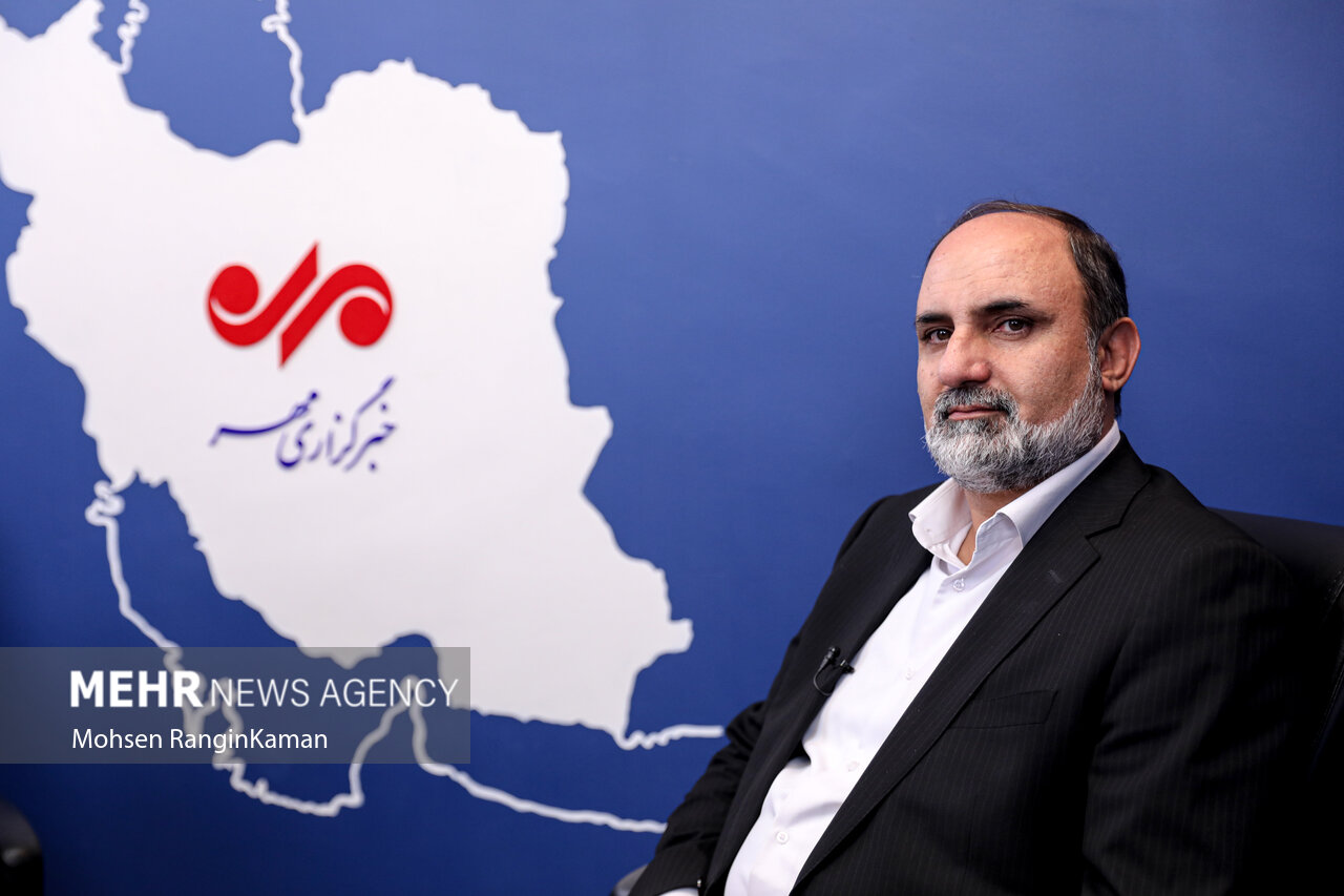 پیشرفت آزادراه‌ها از پروژه‌های ریلی عقب‌تر است