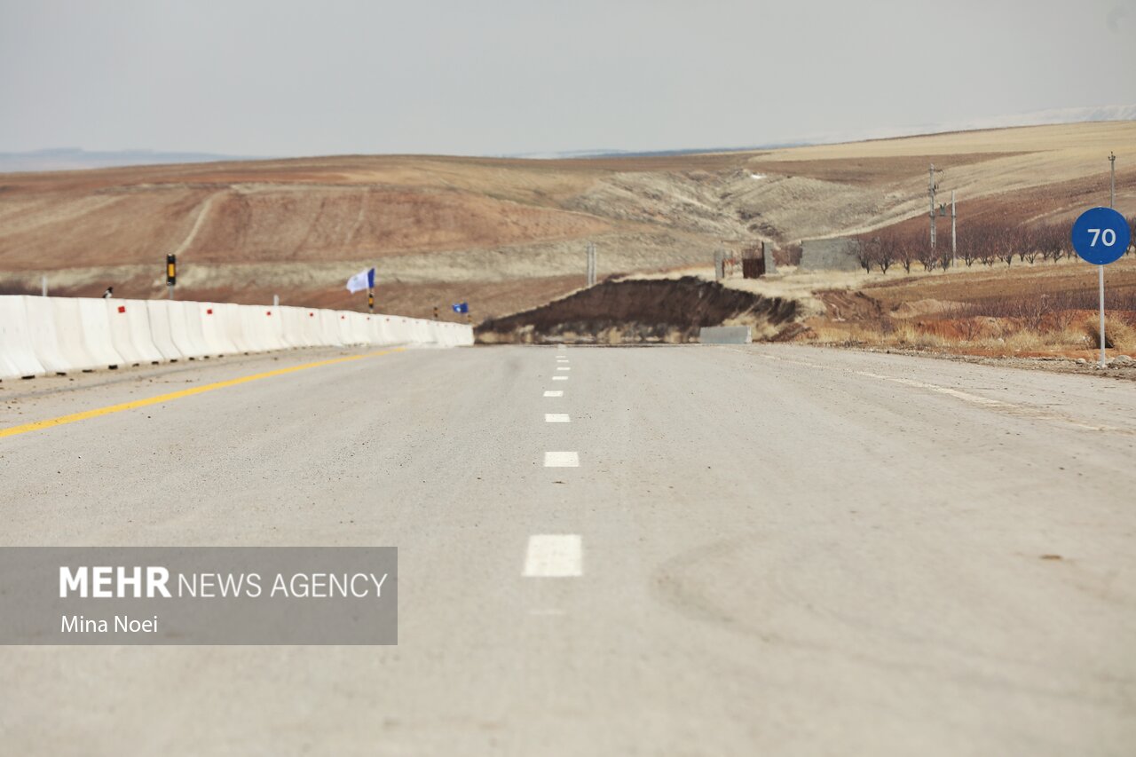آغاز عملیات باند دوم بزرگراه لار – کهورستان با هدف تکمیل تا
سال ۱۴۰۶