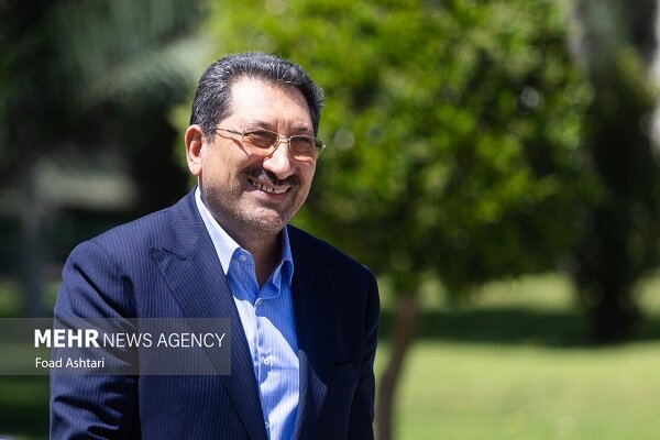 اتابک: توافقنامه تجارت آزاد بین ایران و پاکستان فردا امضاء
می‌شود