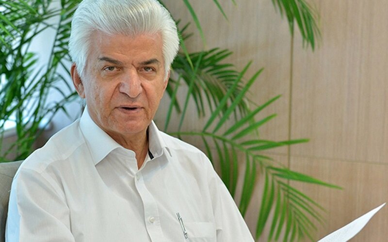 اقدام به موقع وزیر اقتصاد مانع از تعطیلی بنگاه ها در زمان
جنگ شد