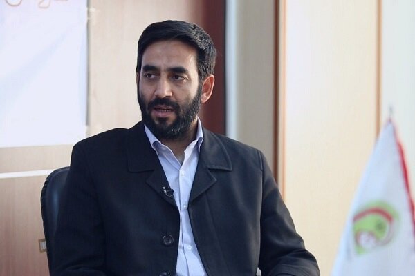 تأمین مواد اولیه اصناف و مدارس بدون محدودیت انجام
می‌شود