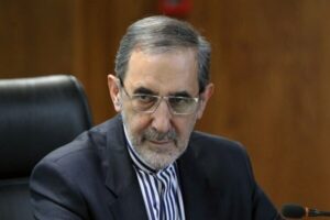 تبریک ولایتی در پی انتصاب لاریجانی به دبیری شورای عالی امنیت
ملی