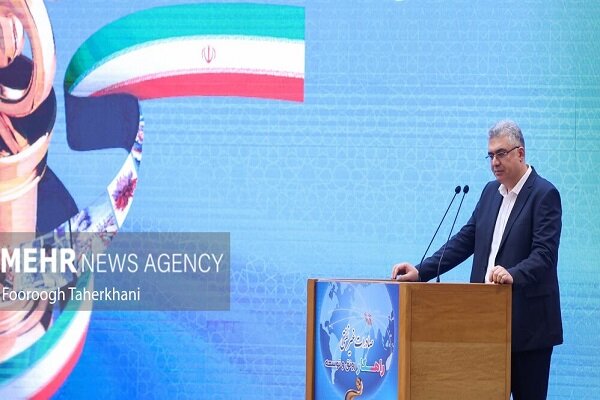 راه‌اندازی دوباره تالار دوم ارزی؛ تشکیل کمیته ارزی در وزارت
صمت