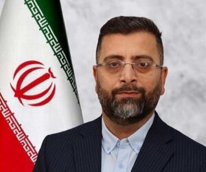 رایگانی: ۱۳ کیلو طلای قاچاق توقیف شده تحویل مراجع ذیصلاح
شد