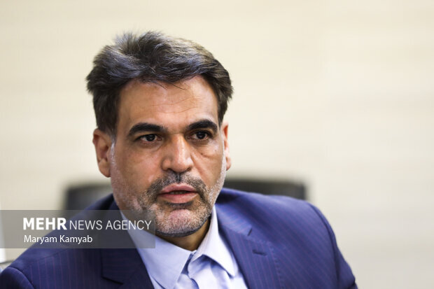 رشد بورس با صرف تزریق منابع مالی نمی‌تواند پایدار
بماند