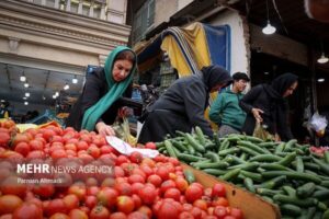 میدان بزرگ میوه و تره‌بار قیمت عمده میوه و سبزیجات را تعیین
کرد+ جدول