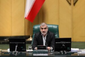 نیکزاد: ۵۰ همت از مطالبات گندم‌کاران تا ده روز آینده پرداخت
خواهد شد