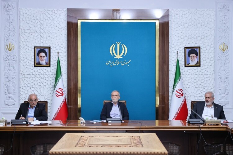 پزشکیان: نباید اجرای پروژه ها به تامین مالی وابسته
شود