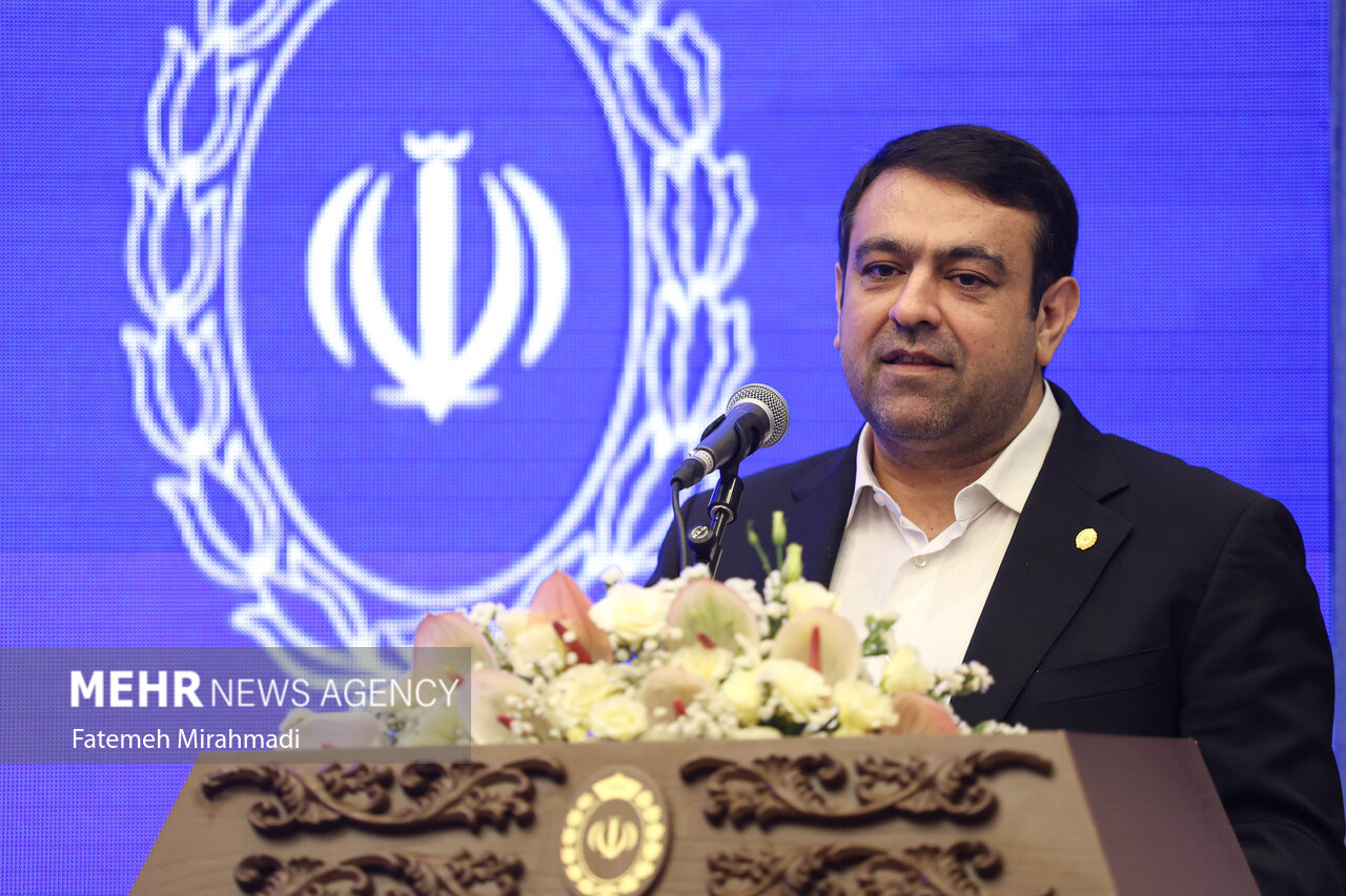 ۱۴۰ همت وام قرض‌الحسنه؛ دستاورد محصول مهربانی بانک
ملی