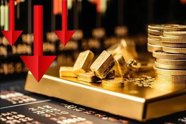 افت قیمت طلا؛ سکه تمام در چند قدمی بازگشت به کانال ۸۰ میلیون
تومانی