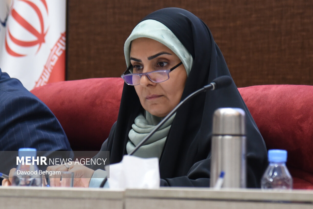 حذف عوارض ۴۰۰ دلاری محور نشست وزرای حمل و نقل ایران و
ازبکستان