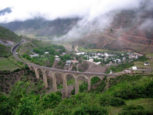 سرعت اجرای پروژه راه‌آهن رشت – آستارا بیشتر از قرارگاه های
عمرانی است