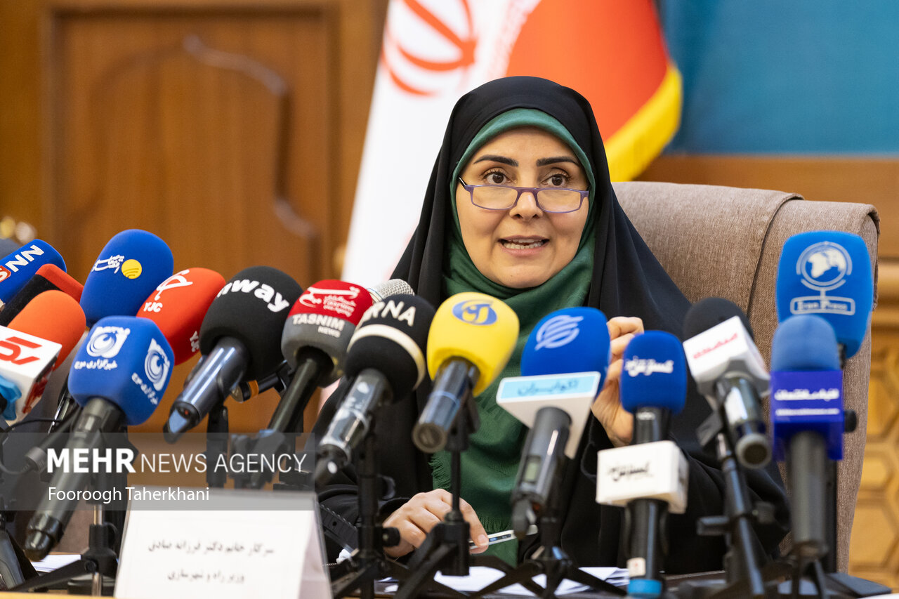 صادق: مبادله پایاپای قیر با گاز ترکمنستان به‌راحتی قابل
انجام است