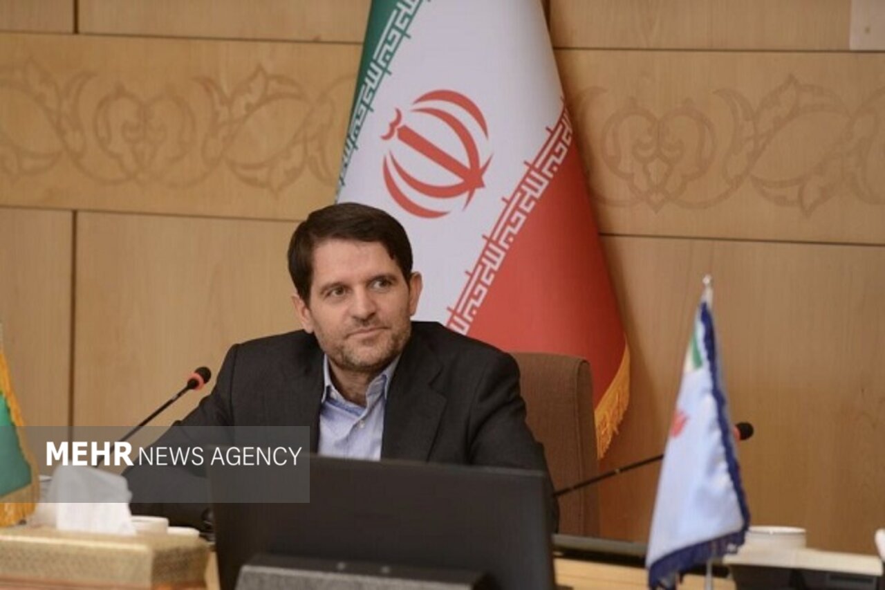 ظرفیت پتروشیمی ایران تا پایان برنامه هفتم به ۱۳۰ میلیون تن
می‌رسد