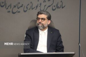 عرضه خودرو در بورس؛ منافع احتمالی تولیدکنندگان در گرو زیان
خالص مردم