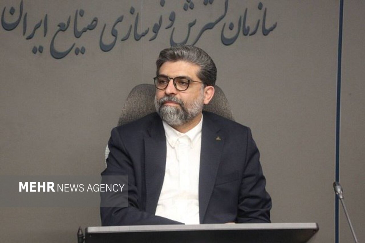 عرضه خودرو در بورس؛ منافع احتمالی تولیدکنندگان در گرو زیان
خالص مردم