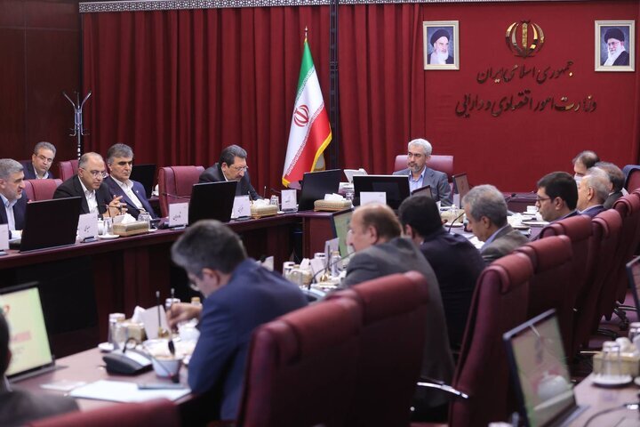 پیش‌نویس دستورالعمل آئین‌نامه داخلی شورای‌عالی بورس تصویب
شد