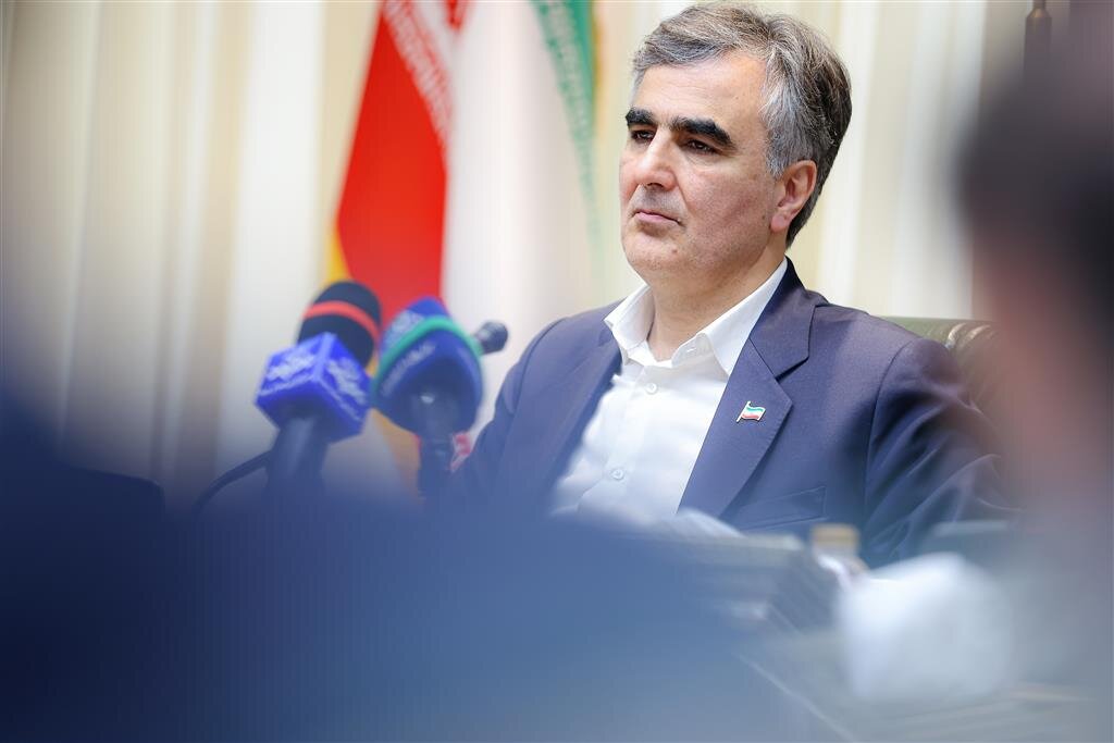 چراغ سبز بانک مرکزی به سرمایه‌گذاران خارجی برای فروش طلا در
بورس کالا