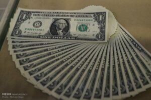 کاهش ارزش دلار در معاملات امروز بازار جهانی