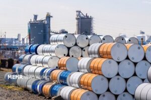 ثبات نسبی قیمت نفت با افزایش کمتر از انتظار تولید اوپک
پلاس