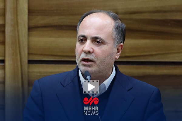دامدار معترض سخنرانی وزیر کشاورزی را قطع کرد