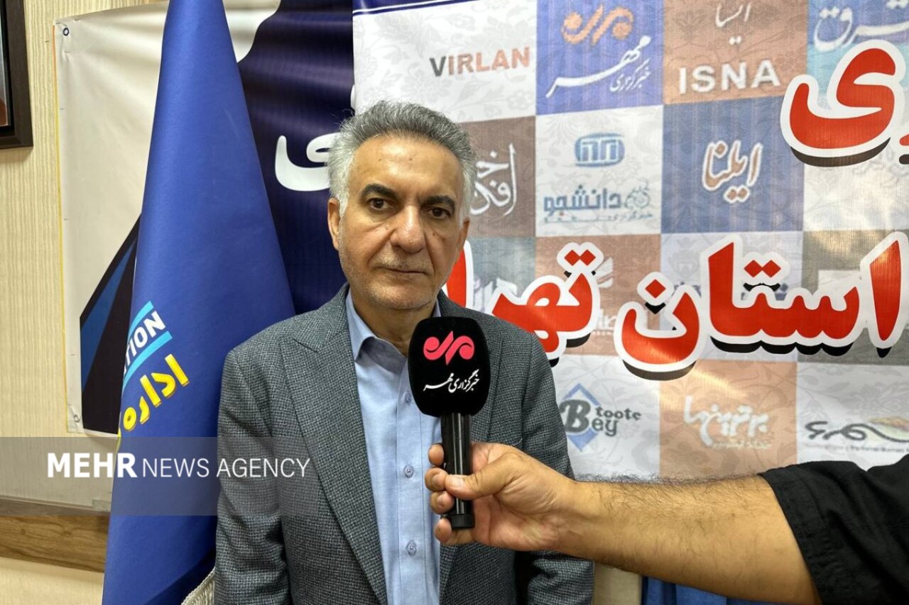 مدیرکل دامپزشکی تهران: روزانه ۸۰۰ تُن مرغ وارد پایتخت
می‌شود