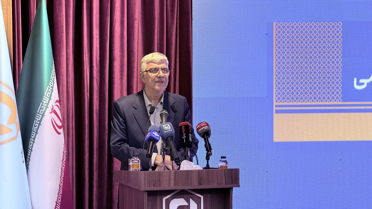 نیروی انسانی و مدیران متخصص، کلید پیشبرد طرح‌های بنیاد مسکن
است