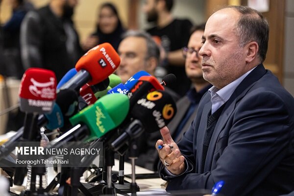 وزیر جهاد کشاورزی: قیمت گوشت وارداتی تنظیم بازار فردا اعلام
می‌شود
